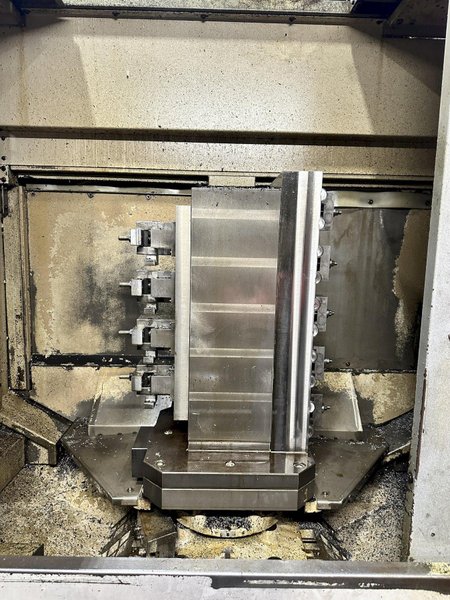 Okuma MA-400HA CNC Horizontal Machining Center For Sale - 2004