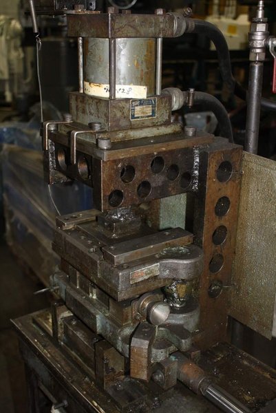 7 STAND X 1-1/4&#039; MAPLEWOOD ROLLFORMER &amp; CUTOFF: STOCK 67742