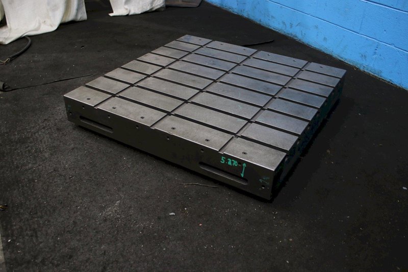 40&quot; X 40&quot; X 5-1/2&quot; DEVLIEG T SLOTTED BOLSTER PLATE: STOCK #76108