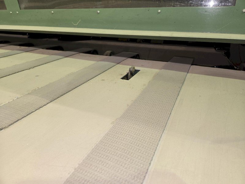 EQUIPMENT INC DC 100 CORRUGATED CONVERTING INDUSTRIAL PAPER CUTTER. STOCK # 0772226