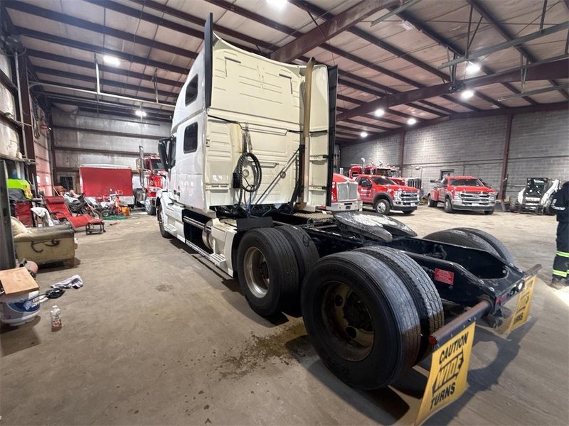 2018 Volvo VNL64T780