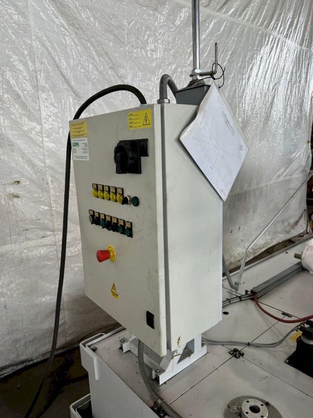 24" LOSMA MASTER MEDI-600 PAPER BAND COOLANT FILTRATION SYSTEM. (NEW IN 2014) STOCK # 0685324