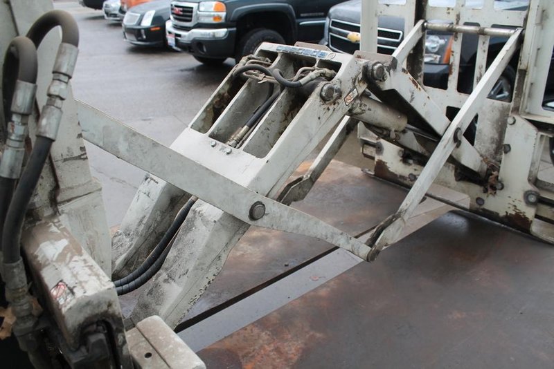 4400 LBS HYSTER LP GAS FORKLIFT: STOCK #63860