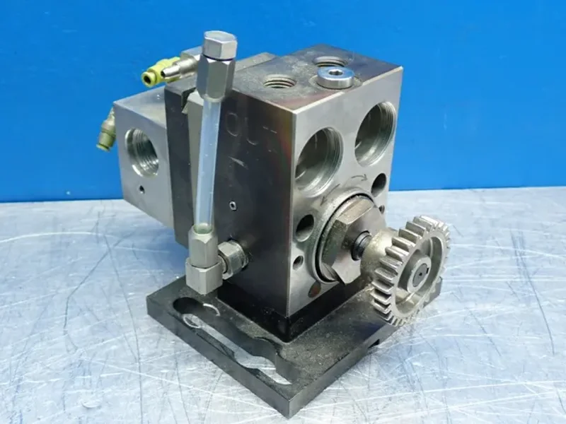 ABB VOLUME: 6CM  ROBOTIC SPRAY GEAR PUMP  -  3HNA011835-001
