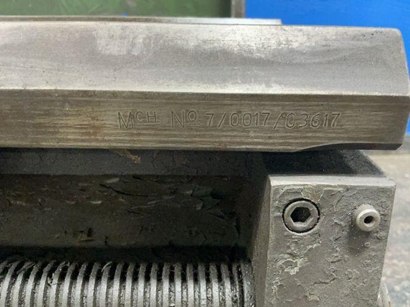Clausing-colchester 17”x87” Lathe - 17”