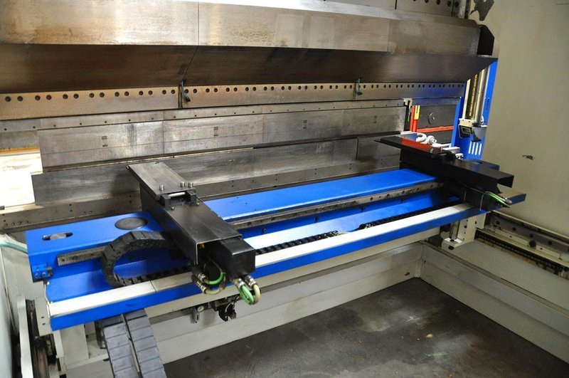 Trumpf trumabend - 230 ton x 3050 mm CNC