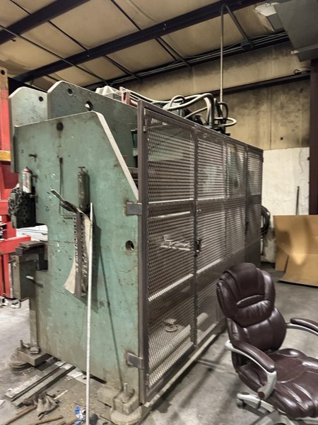12′ x 155 Ton HTC Hydraulic Press Brake