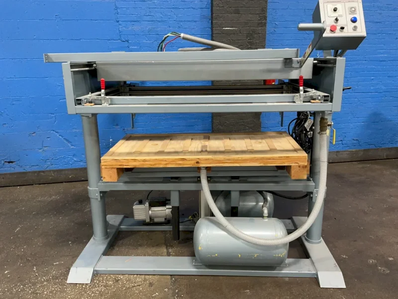 BELOVAC 48 VACUUM FORMING MACHINE