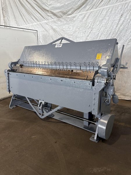 8&#039; X 10 GA CHICAGO DRIES &amp; KRUMP 73 POWERED BOX &amp; PAN BRAKE. STOCK # 1117424