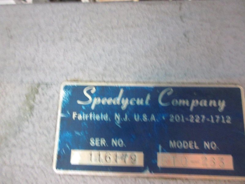 SpeedyCut ST-0 Tapping Machine with 5" Throat W/ Foot Pedal, Mounted On Metal Table