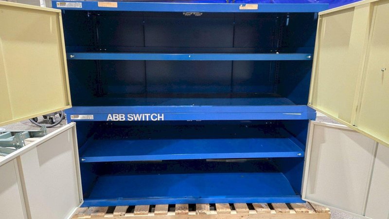 STANLEY VIDMAR 2 SHELVES CABINETS USED