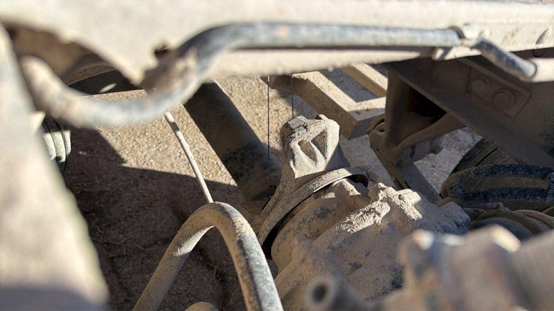 Freightliner Cascadia Semi Truck, 2018 – Non-Runner, No Keys, For Repair or Parts, Day Cab/Sleeper