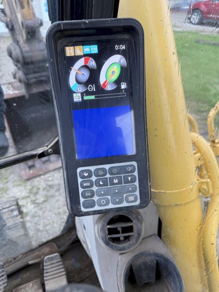 2013 KOBELCO SK210-9 EXCAVATOR W/ SPARE BUCKET. STOCK # 0429826