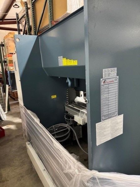 66 Ton x 6′ DURMA AD-R 2060 CNC Hydraulic Press Brake, 2023