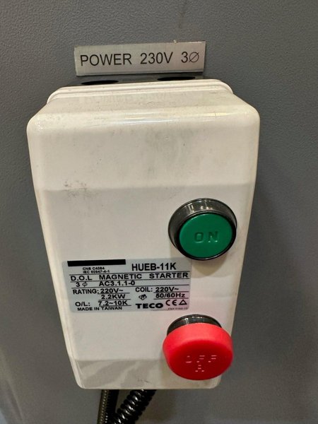 New, Manford Model L-2V Vertical Turret Milling Machine (MF-1 1/2VS)