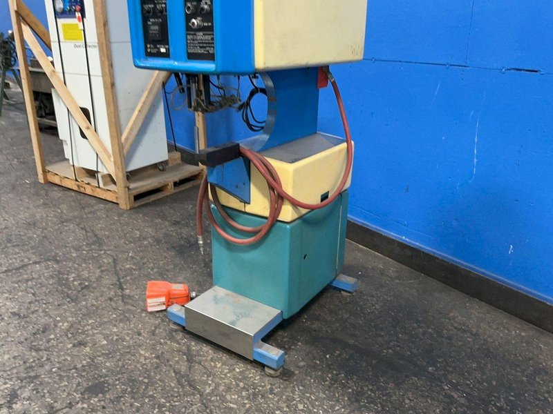 PEMSERTER 8 TONS INSERTION PRESS  -  PS-1000