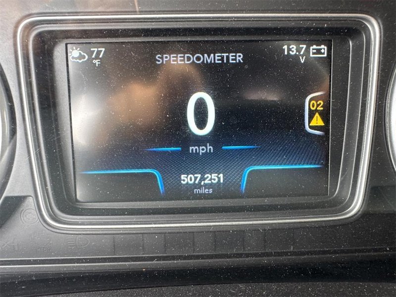 2019 International LT625 3HSDZAPR0KN125888