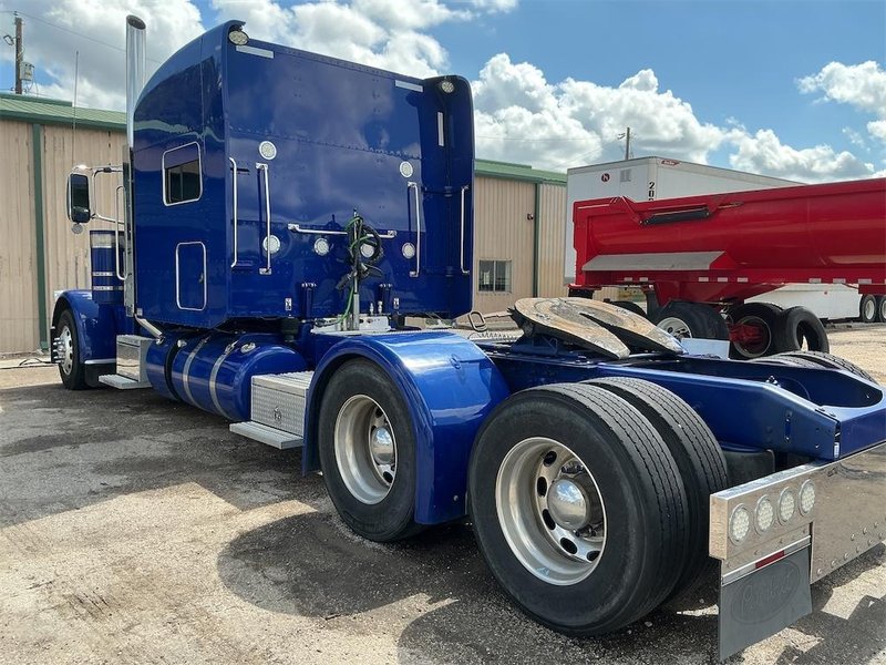 2024 Peterbilt 389 1XPXD49X1RD605420