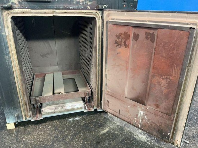 GRUENBERG 1000° F OVEN  -  T100H360