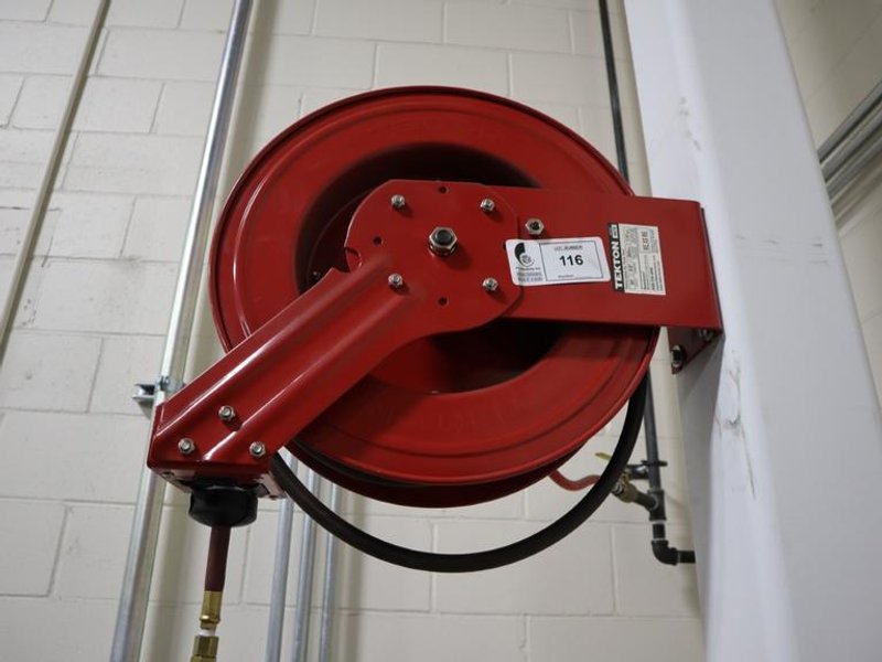 Tekton Air Hose and Reel, Wall Mount- Auction Item