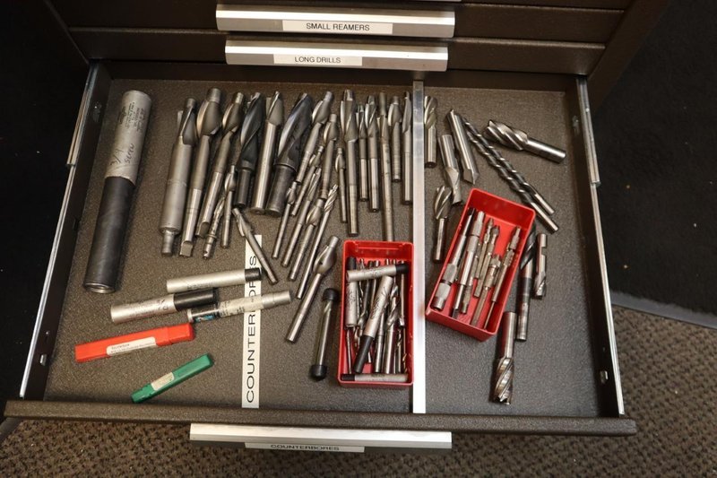 Kennedy Tool Cabinet 5 Drawer with Contents: Reamers, Drills, Counterbores, HSS CUtters- Auction Item