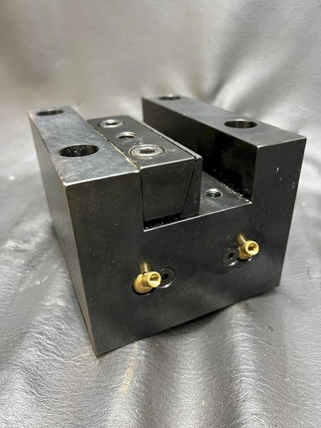 Global CNC BMT85-8411B 1-1/4" Static Lathe Facing Tool Block for Doosan Lathes