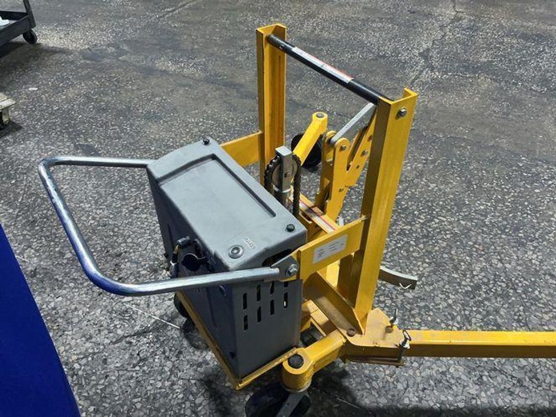 Vestil 1500 Lbs Hydraulic Drum Transporter  -  Dcr-880-h-dc
