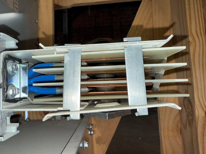 ABB 2500A Spectra Series Copper PTO Box SPSH, 600V, 3PH, 3G NEW