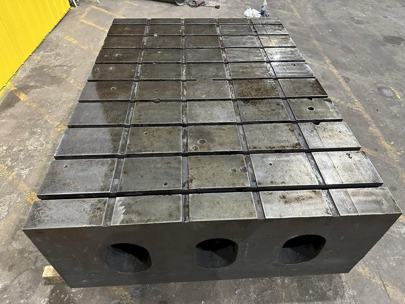 60&quot; X 84&quot; X 24&quot; T-SLOTTED LAYOUT RISER TABLE / FLOOR PLATE: STOCK #19729