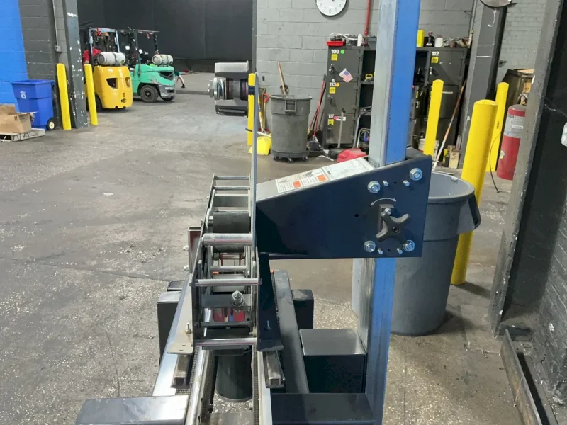 LOVESHAW 8.5” X 28” UNIFORM PRESSURE SENSITIVE CASE TAPPER  -  LD-7D/M