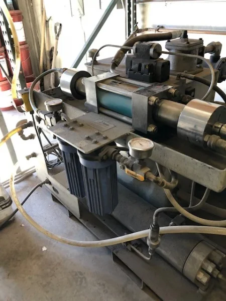 2012 FLOW MACH 2 1313B | Waterjet Cutters