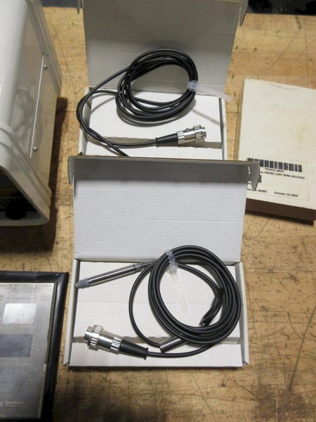 Tesatronic TTA 20 Electronic Amplifier Analog Display with Probe, Assorted Sheffield Tracer Heads and Other Probes.- Auction Item