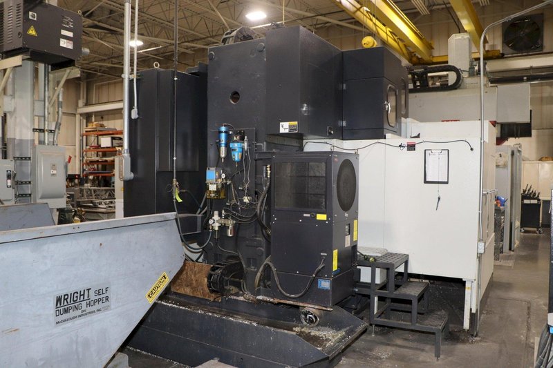 OKK MODEL #VM7III VERTICAL MACHINING CENTER NEOMATIC 635V CONTROL: YOBRO #26184