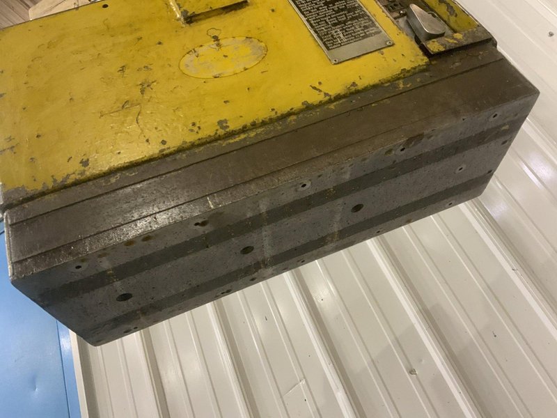 3500 LB MAGNALIFT LIFTING MAGNET: STOCK #81190