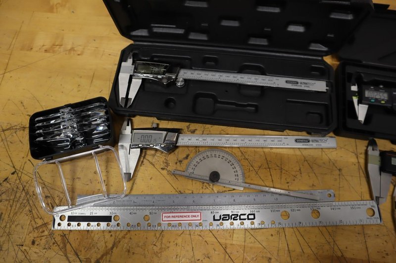 Mitutoyo &amp; General - Digital Calipers 4"-8" &amp; More!- Auction Item