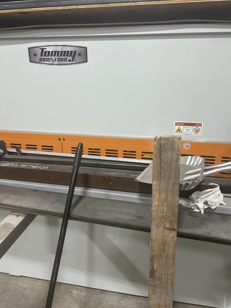 1/4″ x 10′ Tommy Industries TI1025 Hydraulic Shear