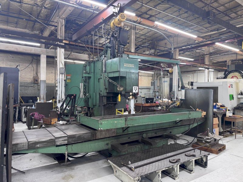 CINCINNATI MILACRON MODEL 20V 3-AXIS MACHINING CENTER. STOCK # 1000625.
