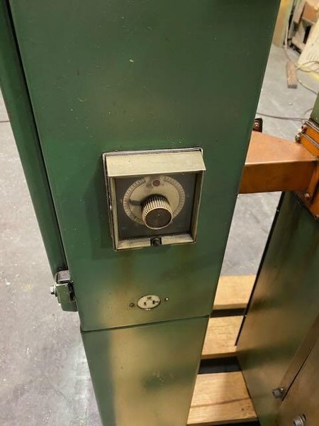 Kinefac Model MC-5-F 2 Die Cylindrical Thread Roller