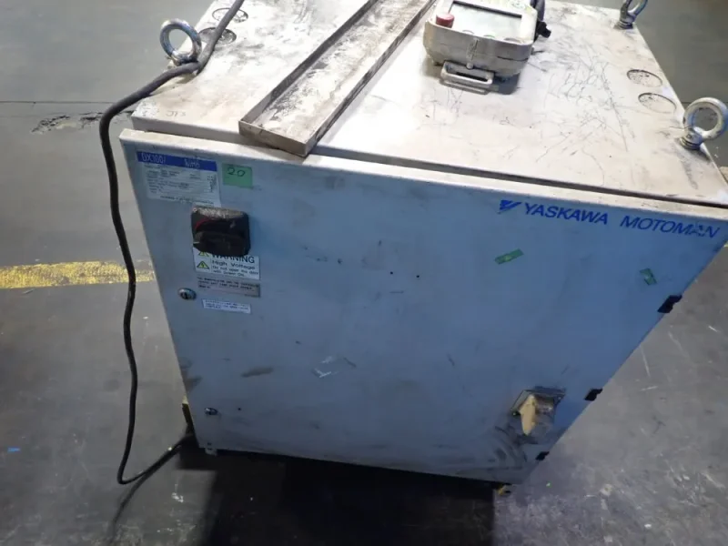 YASKAWA ELECTRIC ROBOT  -  MH6