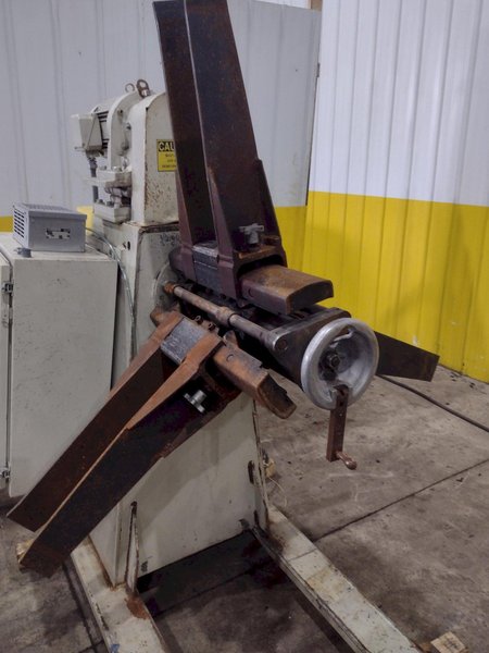 8,000 LBS X 18" CWP MODEL 4RM-18 POWERED UNCOILER COIL REEL: YOBRO #24958