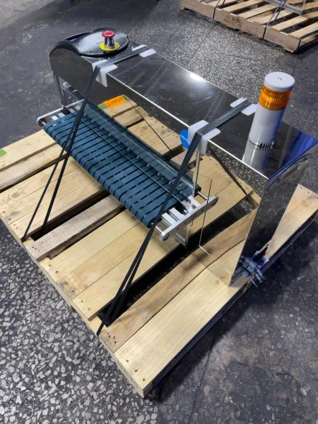 TEKNEK 25” X 18” CLEANING MACHINE   -  CM8N0600