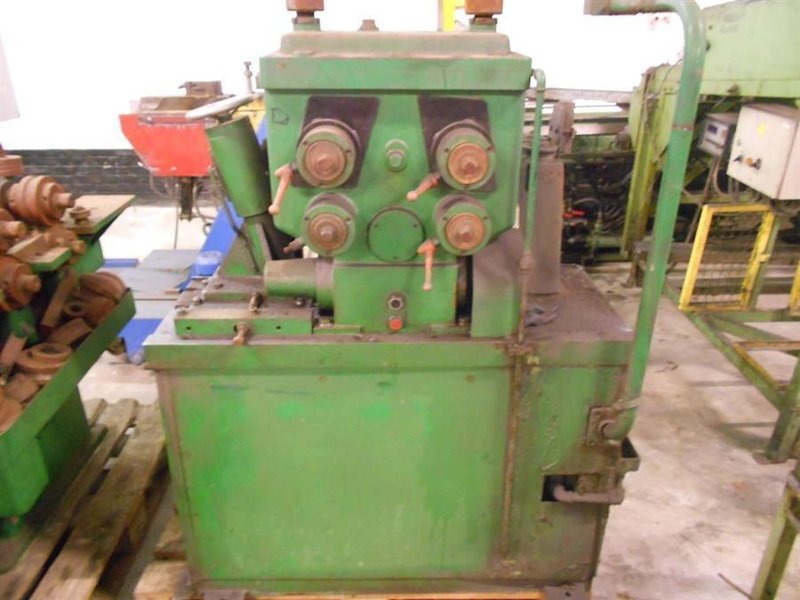 Dreistern - For making bicycle wheels