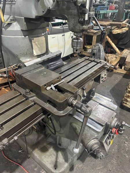 2 HP Bridgeport Series I Vertical Mill