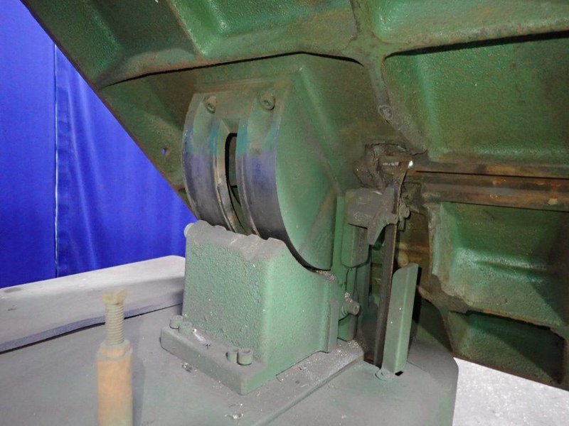 POWERMATIC 19 1/2" VERTICAL BAND SAW  -  87