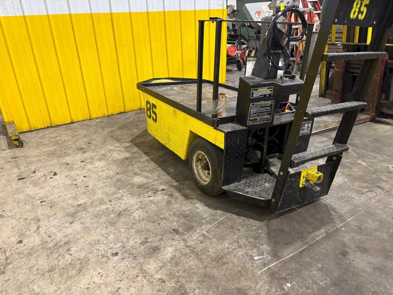 24 VOLT EZ-GO MODEL #XI-640 TEXTRON CHASER/TUGGER CART: YOBRO #24644