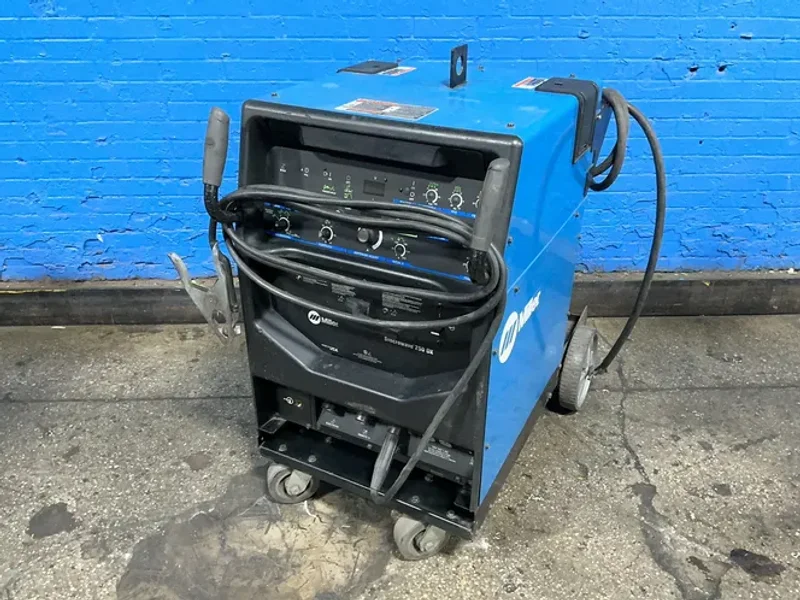 Miller  250 A  Welder  - Syncrowave 250dx