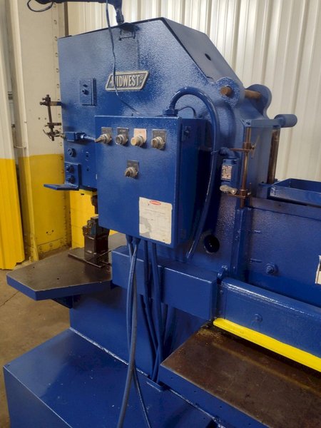 80 TON MIDWEST MODEL #150-80DE HYDRAULIC IRONWORKER: STOCK #17220