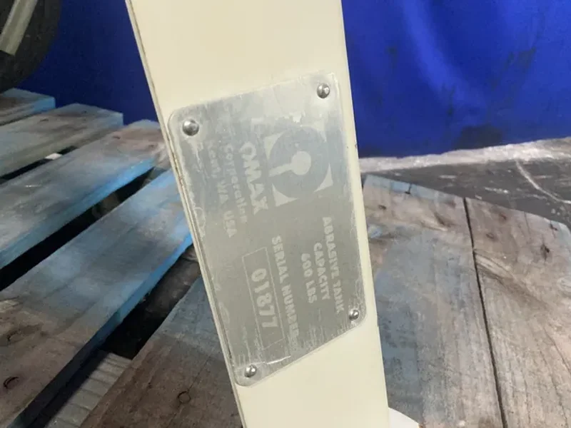 CLEMCO 600 LBS SHOT BLAST  -  2452