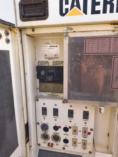 Cat XQ350 400 kVA Mobile Generator, 2001