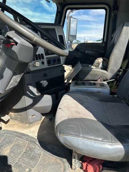 2012 Mack GU 713 1M2AX09C1CM010798